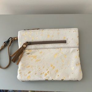 Wristlet